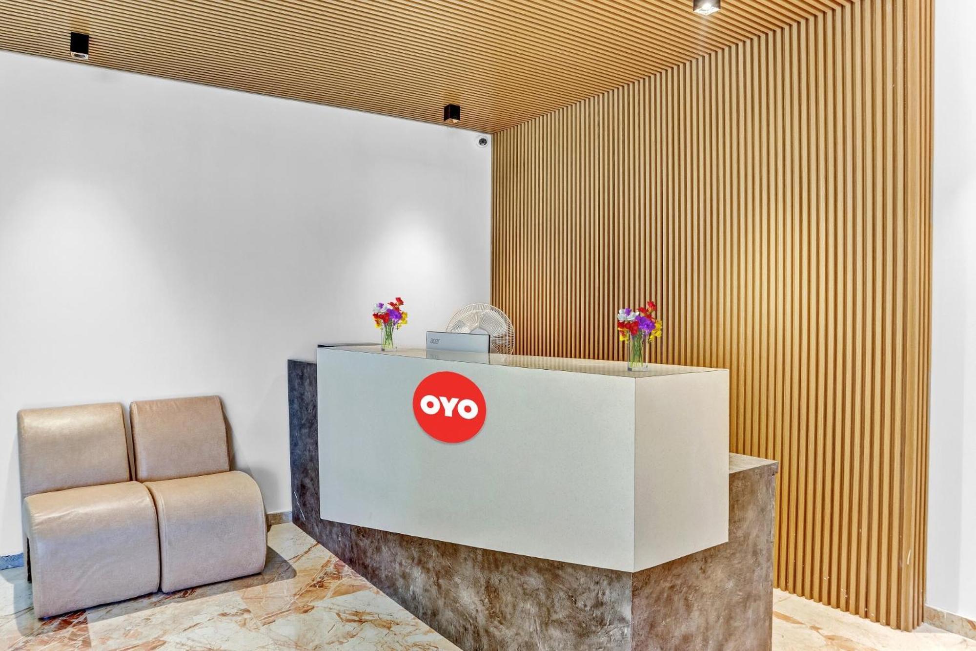 Oyo Flagship Hotel Bluemoon Warangal Luaran gambar